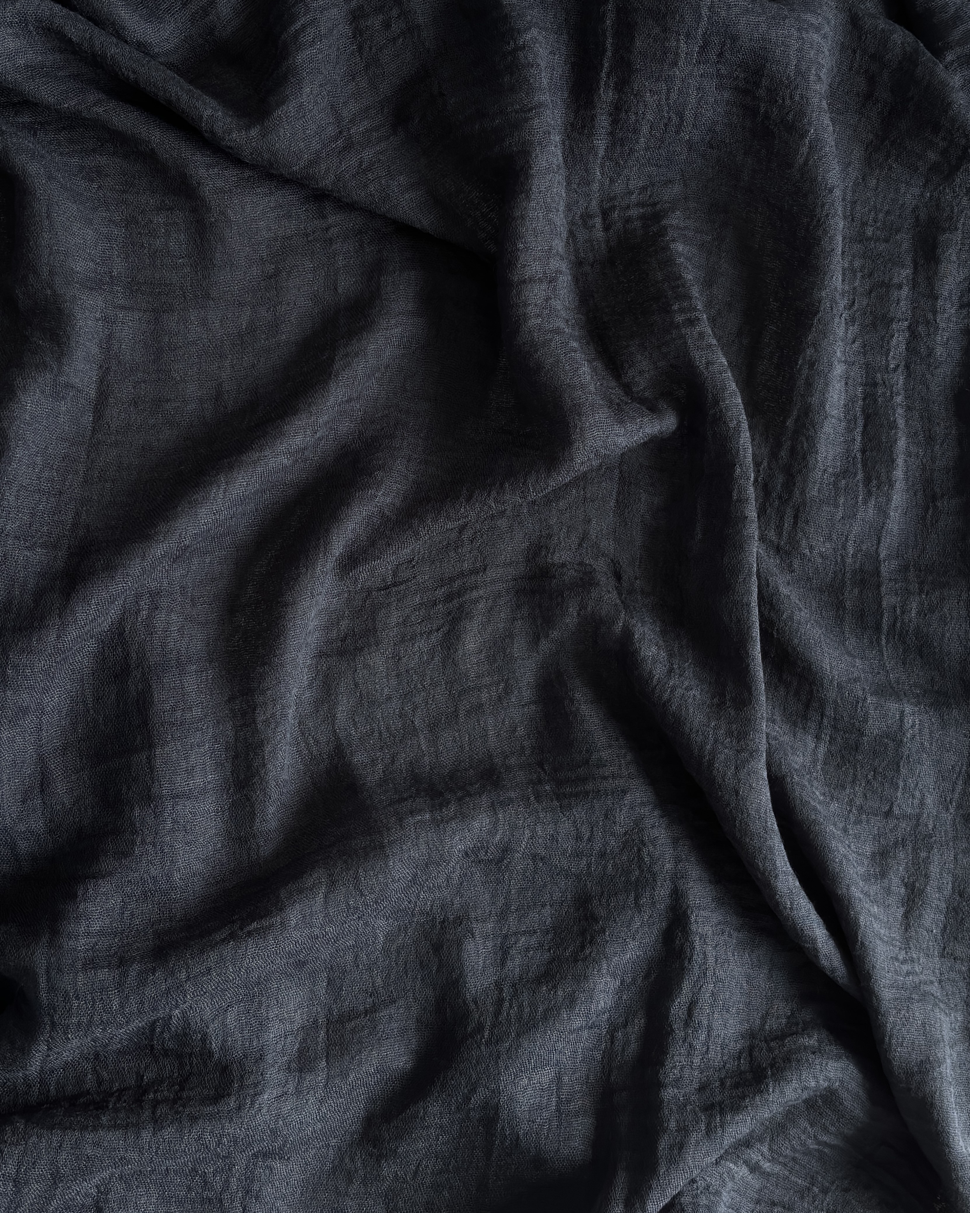 Crinkle Cotton Hijab - Charcoal Gray
