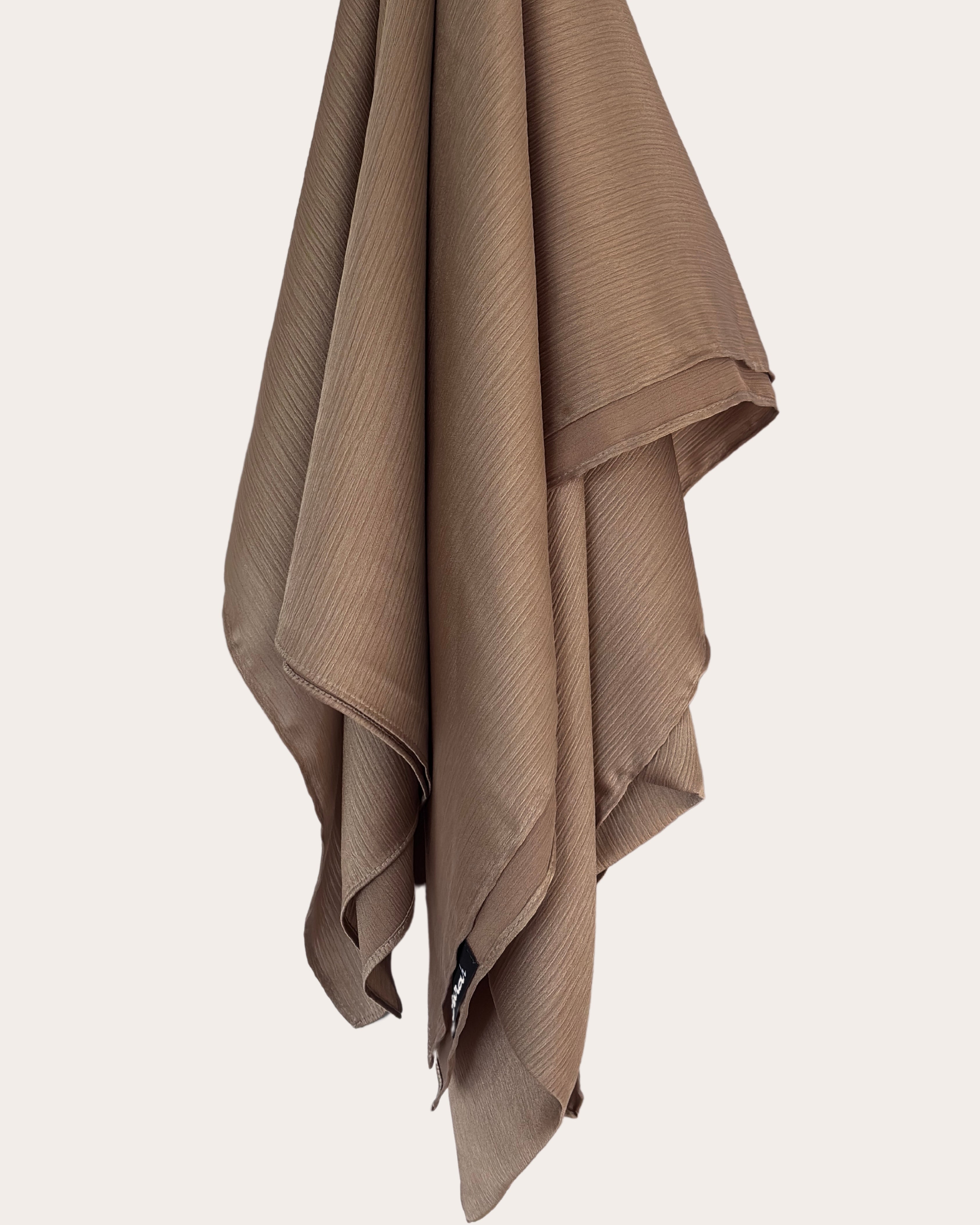 Crinkle Satin Hijab - Champagne Mist