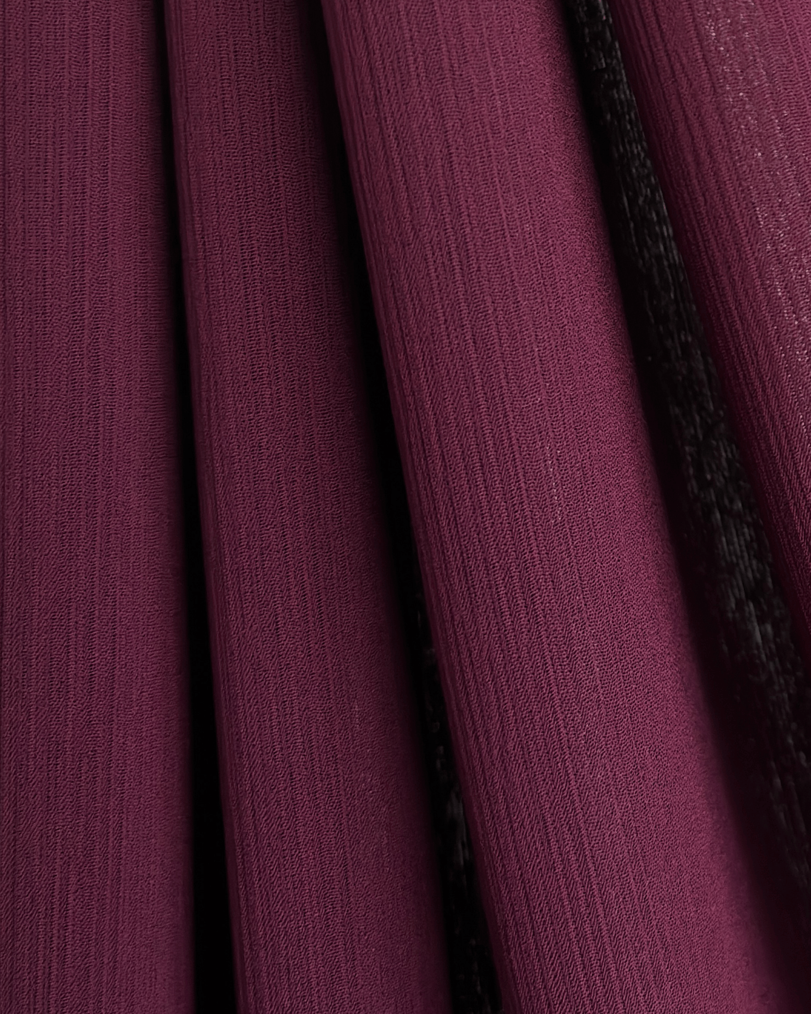 Crinkle Chiffon Hijab - Plum Harmony